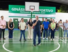 Abílio entrega ginásio revitalizado e reforça compromisso no esporte