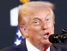 Trump: Chicago está prestes a saber por que é 'Departamento de Guerra'