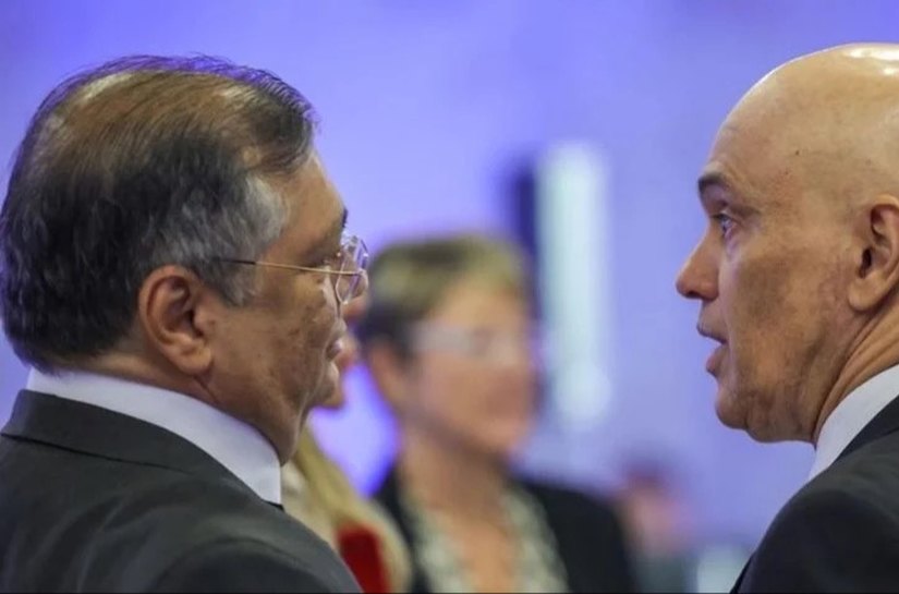 Moraes e Dino defendem rediscussão do diploma de jornalista