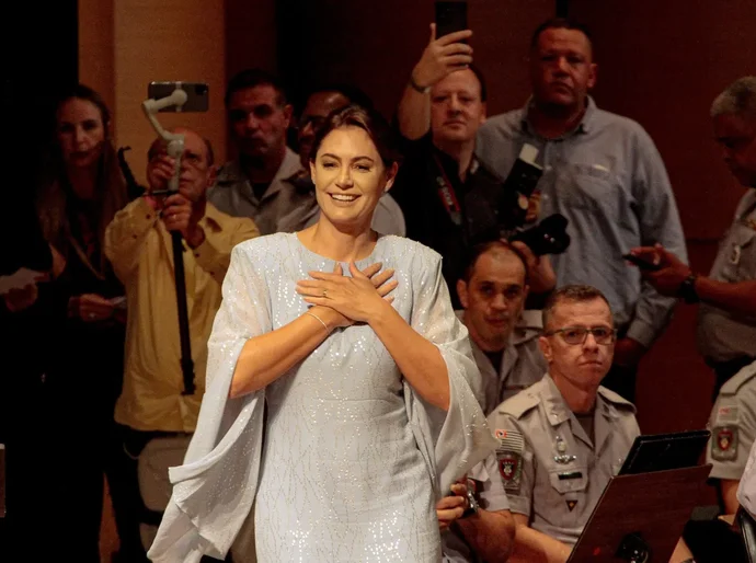 Michelle Bolsonaro: “Repugnante” caso de tio preso por pornografia infantil