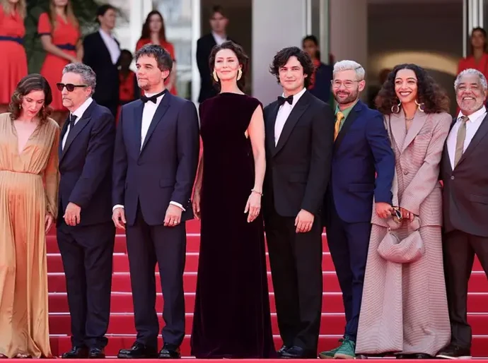 Wagner Moura e Kleber Mendonça Filho premiados em Cannes: os bastidores da campanha de sucesso de 'O Agente Secreto' no festival