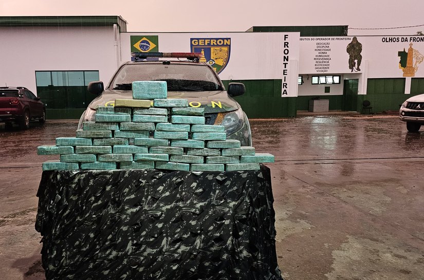 Gefron apreende 40 quilos de pasta-base e gera prejuízo de R$ 720 mil às facções criminosas