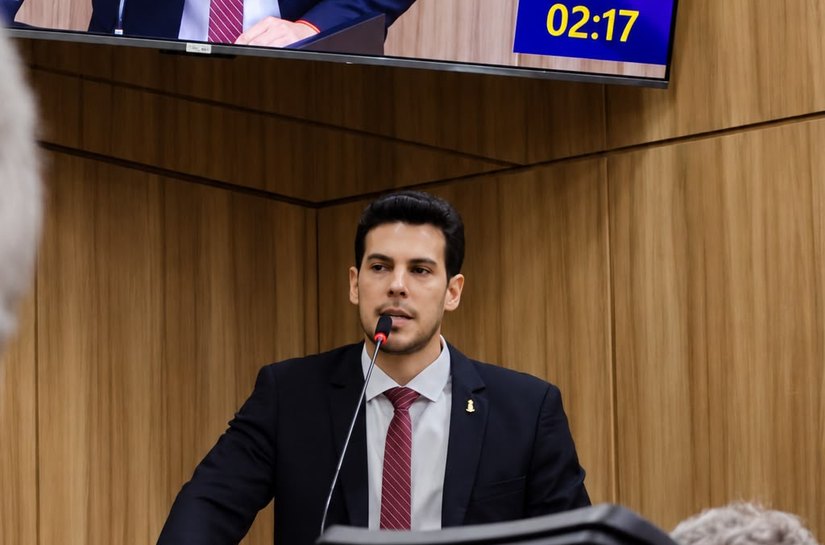 Charles da Educação defende concurso público e PCCS para servidores da Educação de VG