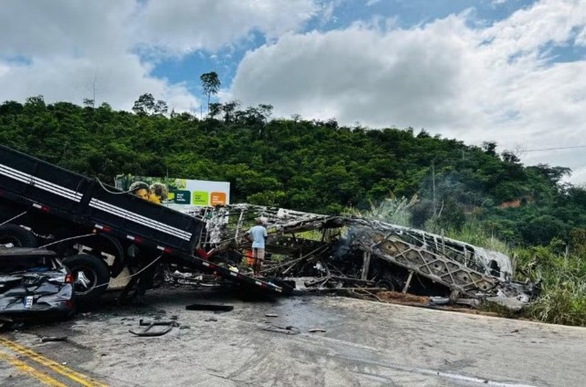 Polícia pede prisão de motorista envolvido em acidente com 41 mortos em MG