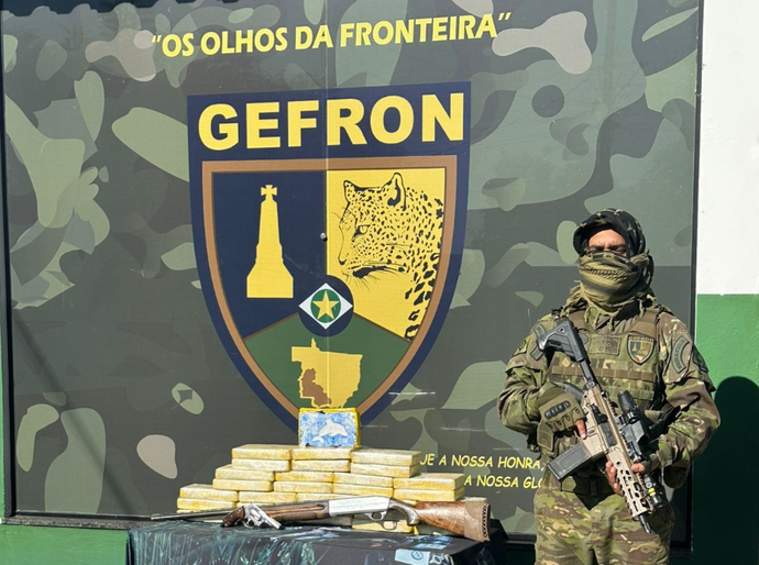 TIROTEIO NA FRONTEIRA: Gefron mata dois traficantes e apreende arsenal e R$ 673 mil em drogas em Cáceres, MT