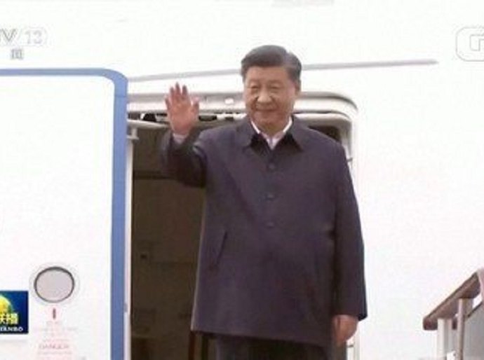 China: Partido Comunista adota resolução que reforça poder de Xi Jinping antes do congresso do partido