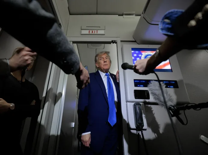 Trump dá 10 dias para Putin acabar com a guerra a partir de hoje