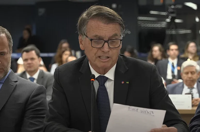 Bolsonaro pede desculpa a Moraes durante interrogatório