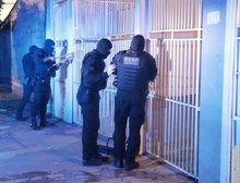 Operação Codinome Fantasma prende 37 pessoas, apreende drogas, armas e bloqueia contas vinculadas à facção