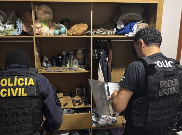 Polícia Civil cumpre mandados contra facção criminosa investigada por tráfico, extorsão e lavagem de dinheiro