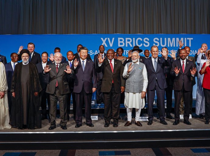 Em último dia de cúpula, Lula celebra ampliação do Brics