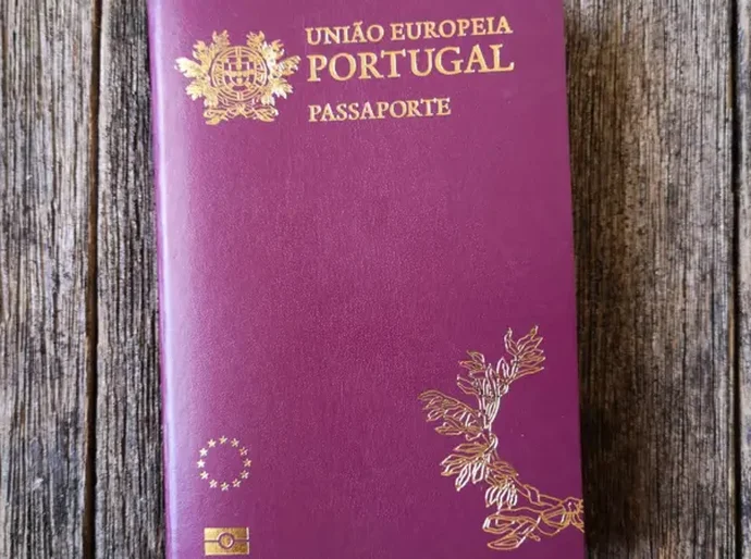 Como Itália, Reino Unido e Portugal estão restringindo nacionalidade, cidadania e imigração