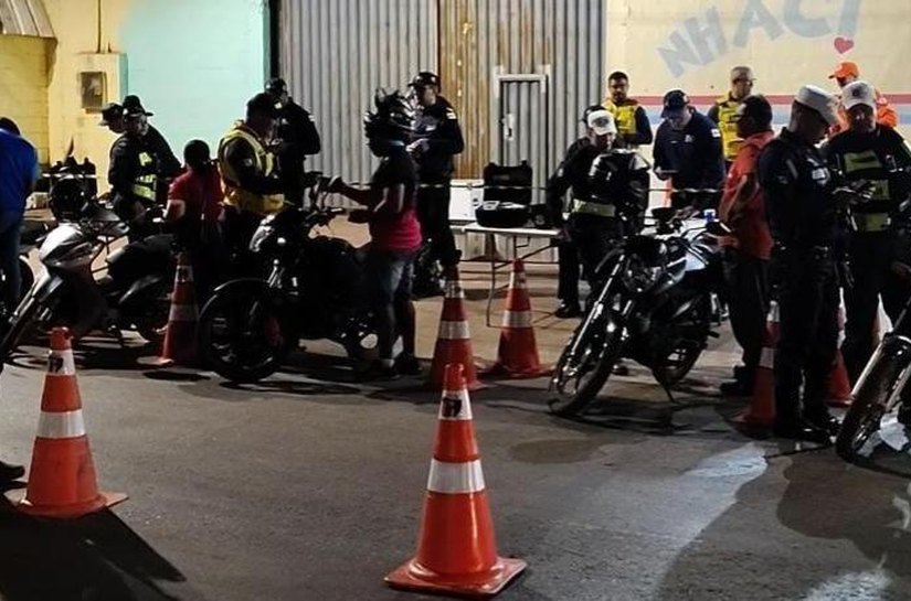 Fiscalização remove 33 motocicletas e prende duas pessoas por embriaguez ao volante em Cuiabá
