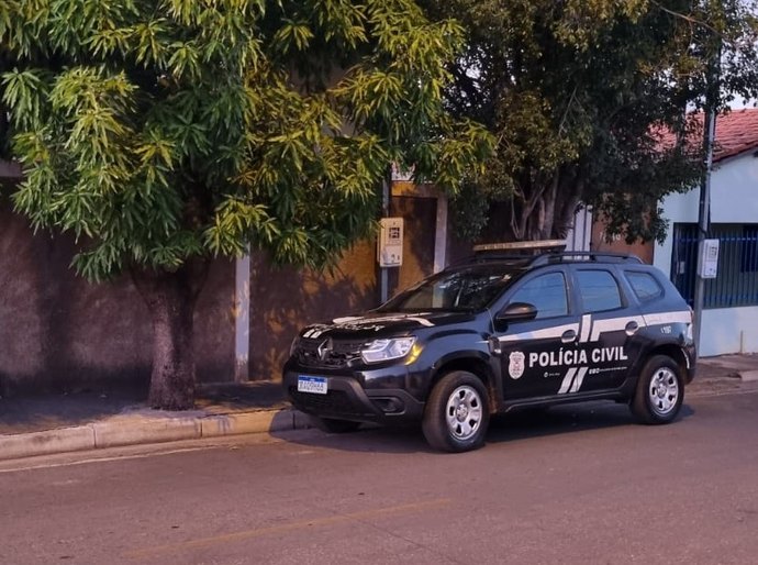 Polícia Civil cumpre mandados contra grupo que atuava com delivery de drogas na região metropolitana