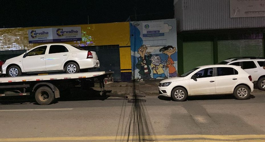 Ação integrada remove veículos irregulares durante fiscalização preventiva em Cuiabá