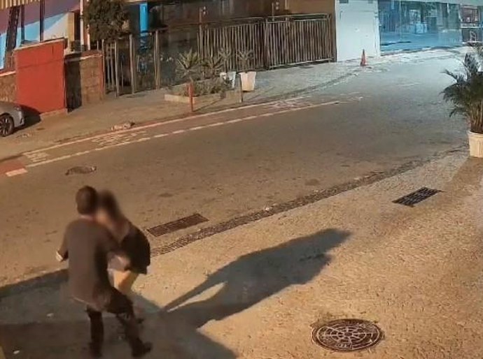 Homem é preso por estupro em Copacabana; câmera registrou o abuso