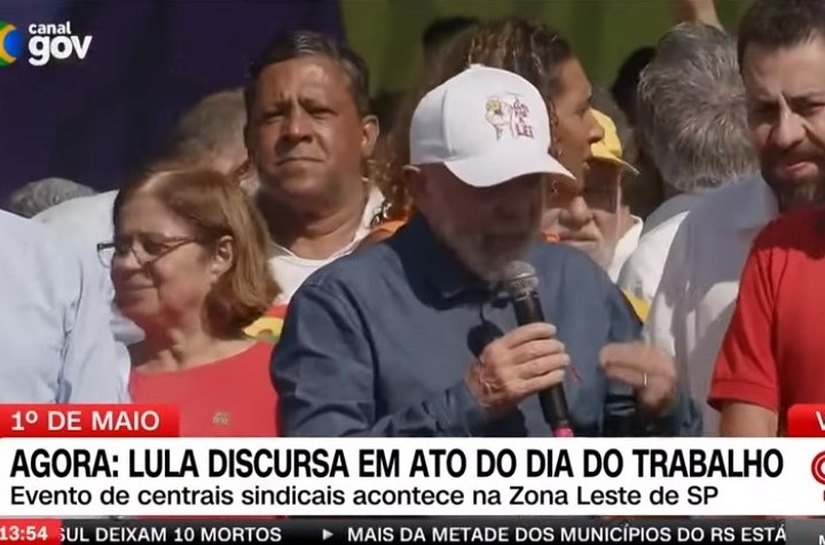 Lula pede votos para Boulos em 1º de Maio e irrita pré-candidatos, que vão à Justiça Eleitoral