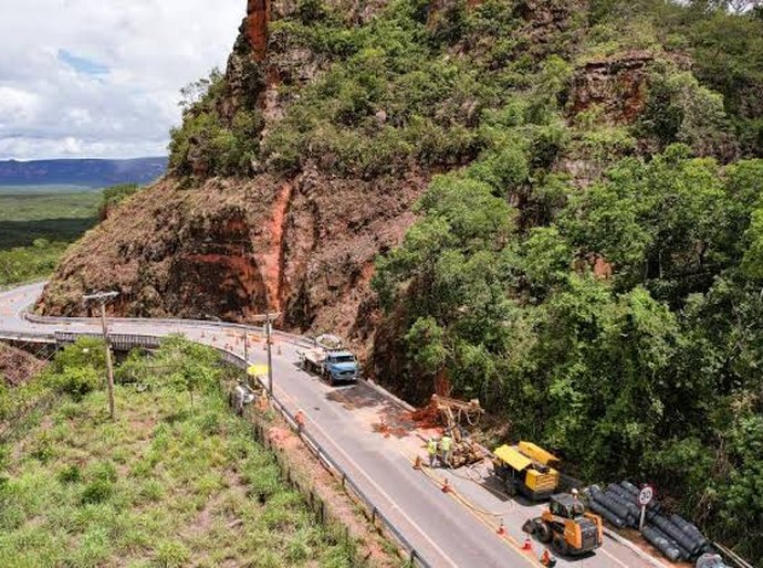 Trecho do Portão do Inferno fica interditado de 9h às 11h para serviços emergenciais durante a semana