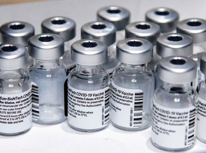 Chega ao Brasil lote com mais de 1,5 milhão de vacinas da Pfizer