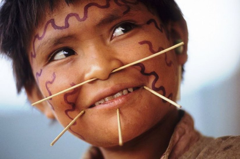 As fascinantes revelações do estudo de bactérias que povos isolados carregam no corpo