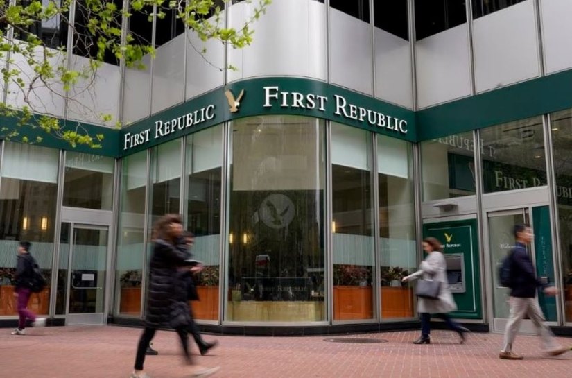 Bancos regionais dos EUA afundam no mercado de ações após o resgate da Primeira República
