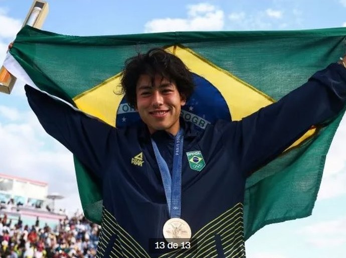 Augusto Akio conquista o bronze no skate park em Paris 2024