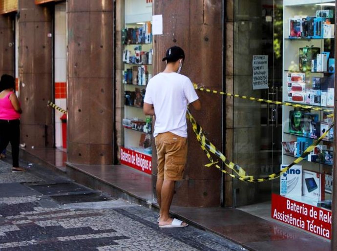 Fiocruz pede ações de bloqueio ou lockdown por 14 dias para conter a pandemia