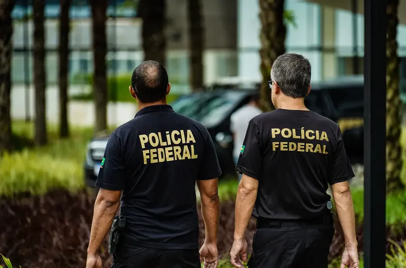 PF faz ação contra apologia ao nazismo no interior do Rio de Janeiro