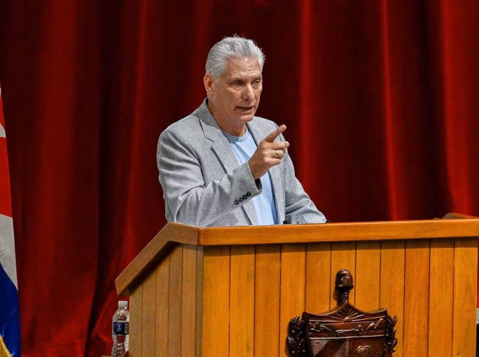 Díaz-Canel reitera sua disposição de se engajar em um “diálogo sério e responsável” entre Cuba e os Estados Unidos