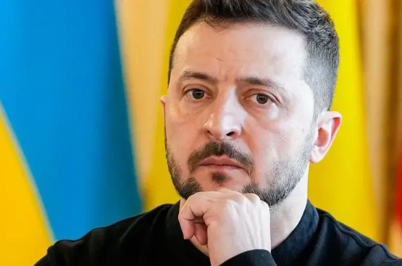 Zelensky diz estar 'pronto' para negociar fim da guerra horas depois de Trump congelar ajuda militar à Ucrânia