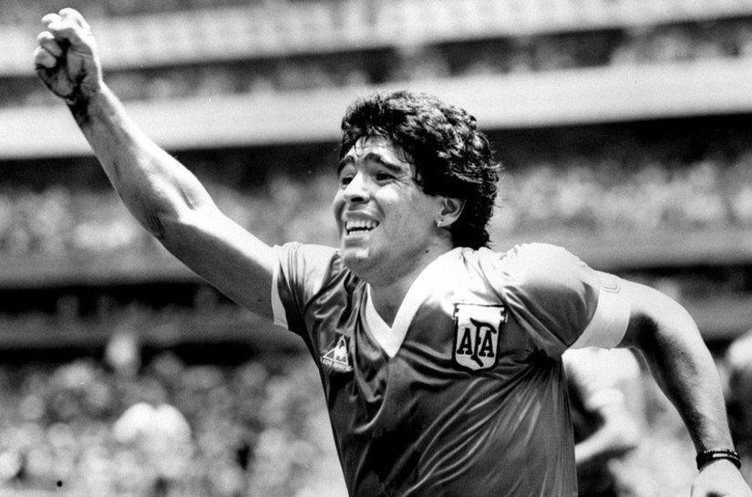 Morte do craque argentino Diego Maradona gera comoção mundial