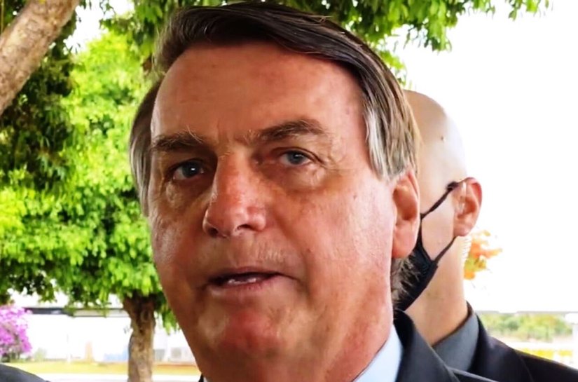 MT não terá vacinação contra a Covid em janeiro; Bolsonaro diz que não comprará vacinas da Coronavac