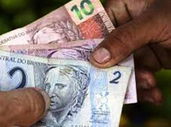 Os motivos que levaram inflação de março a ser a maior em quase 3 décadas e como isso afeta o consumidor