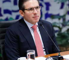 Hugo cita 'gambiarras' e diz que clima é por 'derrubada' de ato sobre IOF