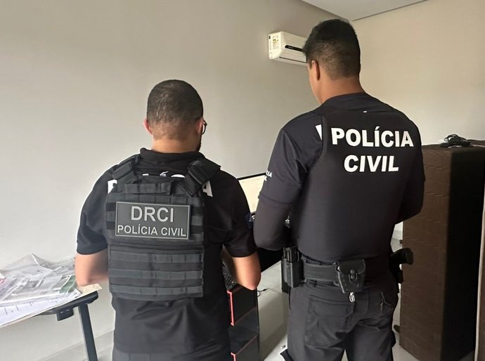 Polícia Civil deflagra operação contra investigados por pornografia infantil por meio de rede social