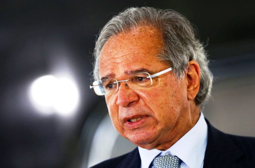 Guedes diz a Brics que vacinas e recuperação econômica são prioridades