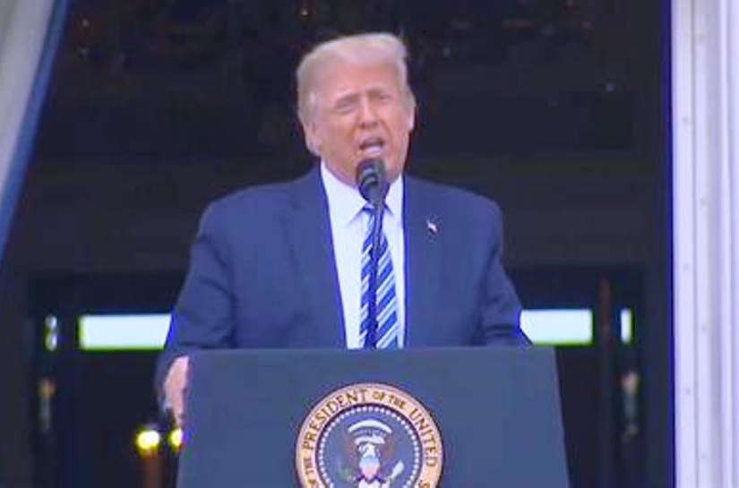 'Estou me sentindo ótimo', diz Trump em primeiro discurso pós Covid-19
