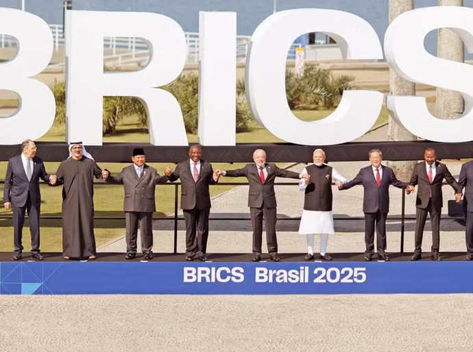 Após isolar Irã, Brics faz gesto e condena ataques de EUA e Israel