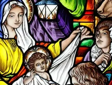 Em que dia Jesus nasceu segundo os evangelhos e como se convencionou a data de 25 de dezembro?