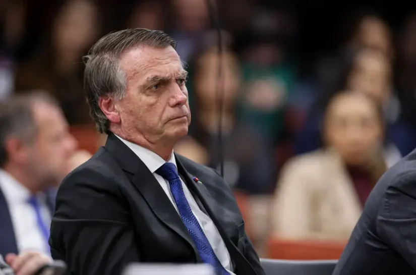 Em nenhum momento agi fora da constituição, diz Bolsonaro