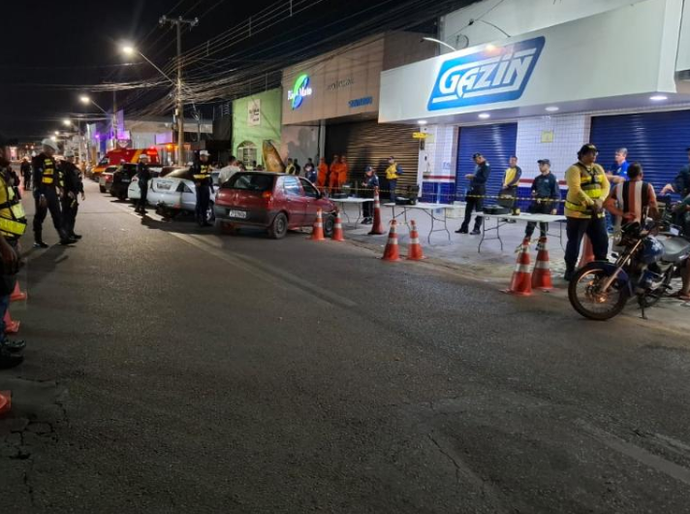 Operação Lei Seca prende nove condutores embriagados e remove 63 veículos