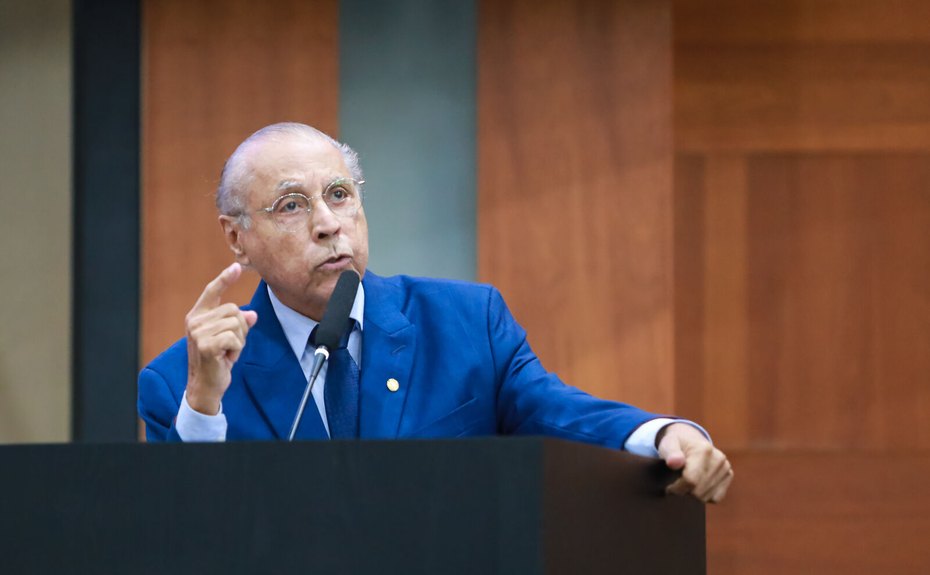 Racha à vista: Júlio Campos desafia Mauro Mendes e escancara crise no União Brasil de MT