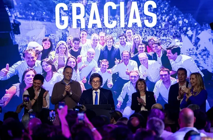 'Grande vitória' de Milei: o que disse imprensa internacional sobre eleição na Argentina
