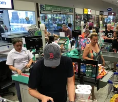 Inflação recua para 0,07% em julho e volta para meta do governo