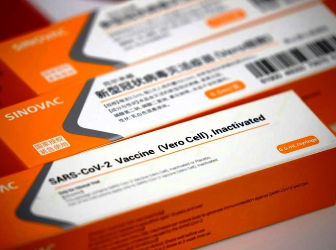 Brasil anuncia que vai comprar 46 milhões de doses da CoronaVac