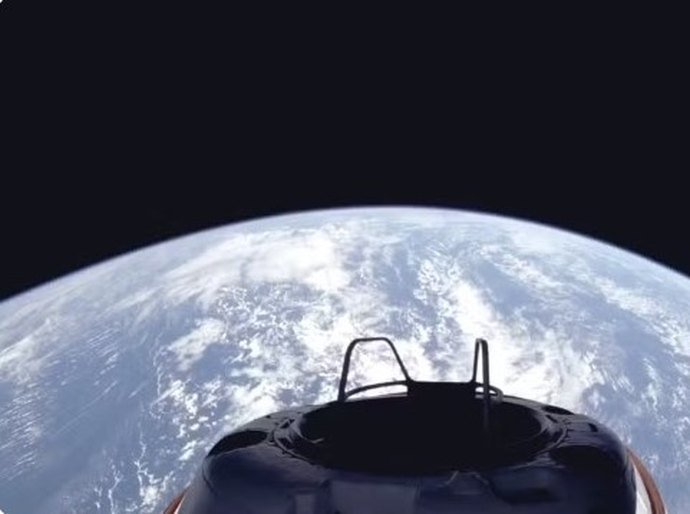 'Polaris Dawn': nave da SpaceX bate recorde de órbita mais alta já alcançada desde a caminhada do homem na Lua