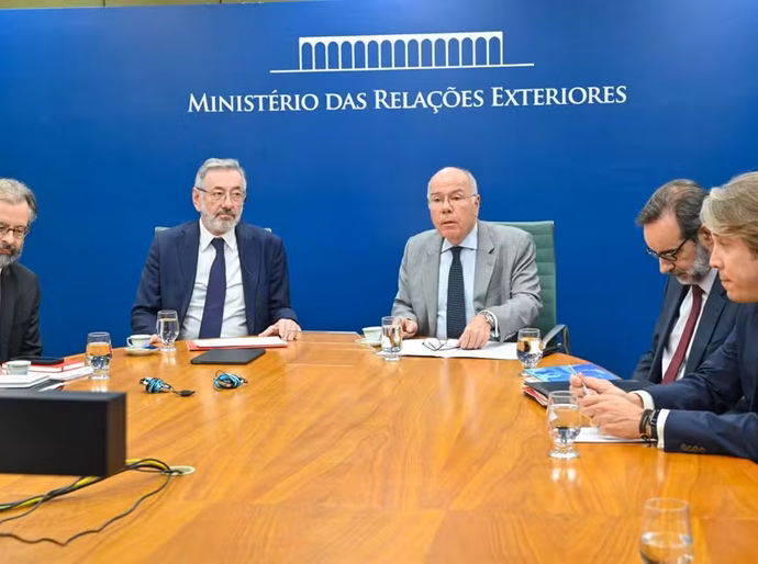 Tarifaço: em reunião, ministros dizem que não concordam com 'tratamento discriminatório' e 'injusto' dos EUA contra o Brasil