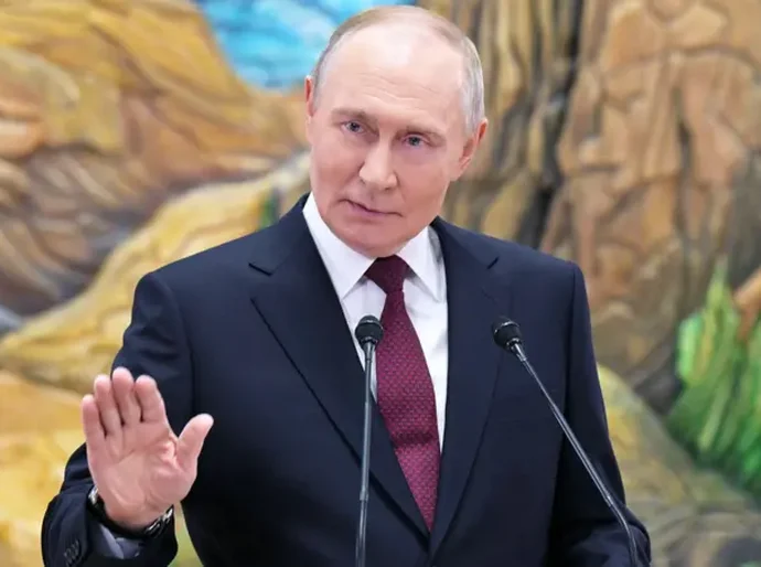 Putin reforça ameaça e diz que só haverá paz se Ucrânia ceder territórios