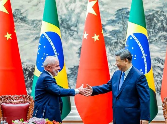 Tarifaço pode abrir portas na China, mas analistas veem limites para avanço das exportações brasileiras