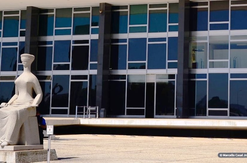 STF forma maioria sobre licença-maternidade após alta hospitalar